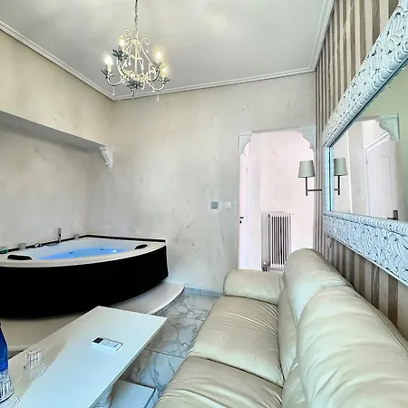 Panorama Suites & Spa - Adults Only Stomion  Room photo