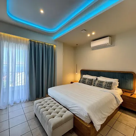 Panorama Suites & Spa - Adults Only Stomion  Room photo